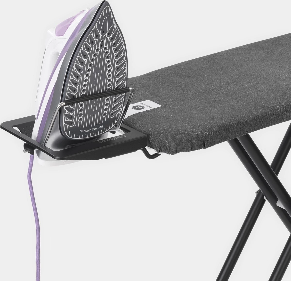 Brabantia Strijkplank A - Met Strijkerhouder - 110x30 Cm - Denim Blue 7 Brabantia Strijkplank A - Met Strijkerhouder - 110x30 Cm - Denim Blue - Afbeelding 5