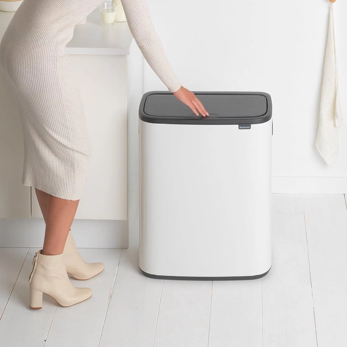 Brabantia Bo Touch Bin Prullenbak - 2 X 30 L - White 16 Brabantia Bo Touch Bin Prullenbak - 2 X 30 L - White - Afbeelding 14