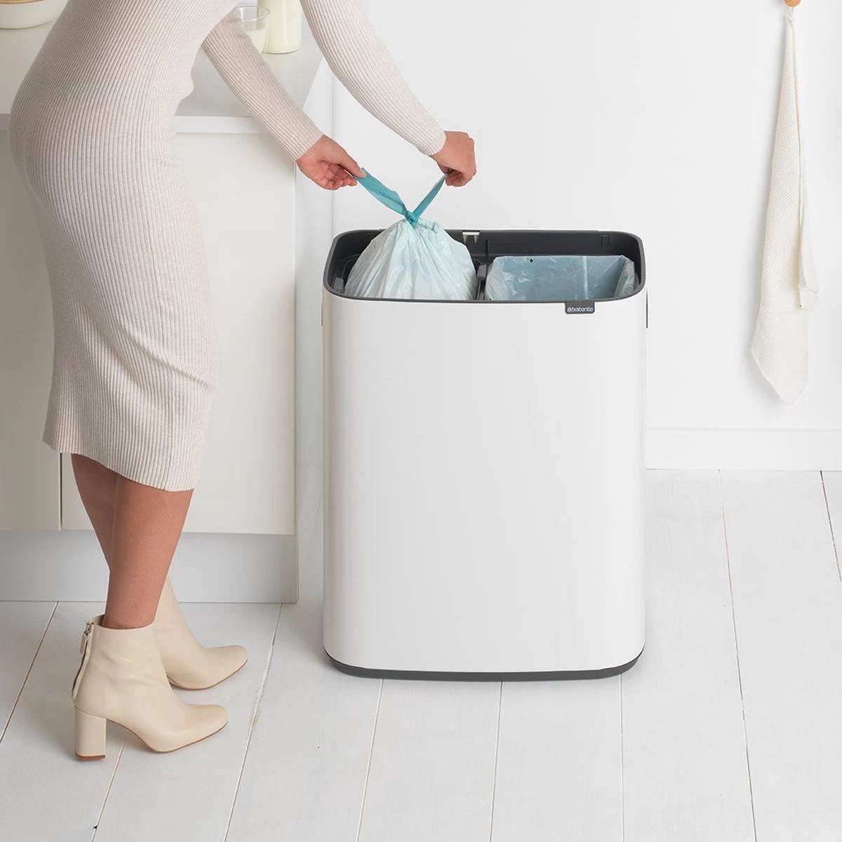Brabantia Bo Touch Bin Prullenbak - 2 X 30 L - White 18 Brabantia Bo Touch Bin Prullenbak - 2 X 30 L - White - Afbeelding 16
