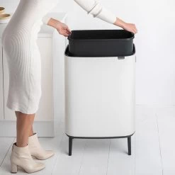 Brabantia - Bo Touch Bin Hi 60 L White 13 Brabantia - Bo Touch Bin Hi 60 L White -Brabantia 1200x1200 215
