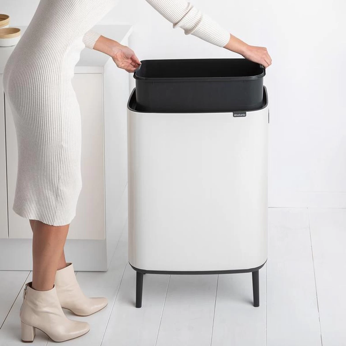 Brabantia - Bo Touch Bin Hi 60 L White 7 Brabantia - Bo Touch Bin Hi 60 L White - Afbeelding 5