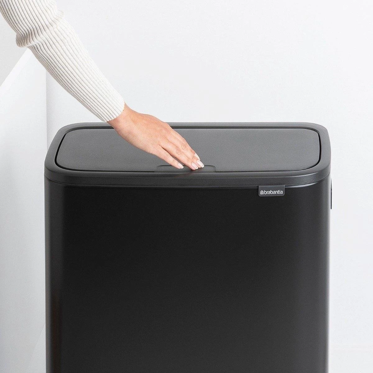 Brabantia - Bo Touch Bin Hi 60 L Matt Black 6 Brabantia - Bo Touch Bin Hi 60 L Matt Black - Afbeelding 4