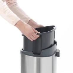 Brabantia Touch Bin Prullenbak - 40 L - Matt Steel Fingerprint Proof -Brabantia 1200x1200 236