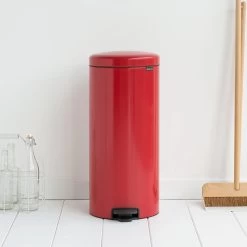 Brabantia NewIcon Prullenbak - 30 L - Passion Red -Brabantia 1200x1200 325