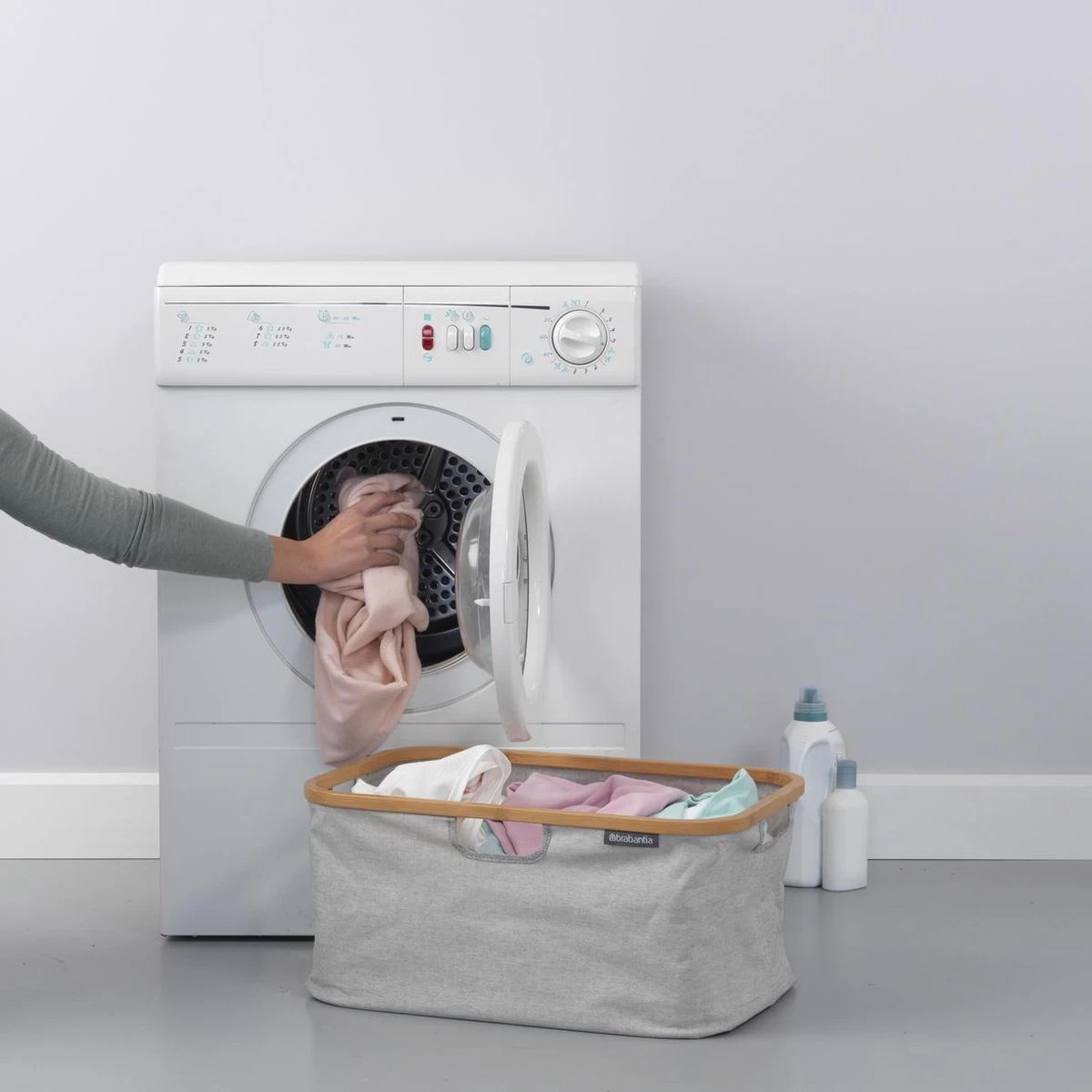 Brabantia Opvouwbare Wasmand - 40 L - Grey 16 Brabantia Opvouwbare Wasmand - 40 L - Grey - Afbeelding 14