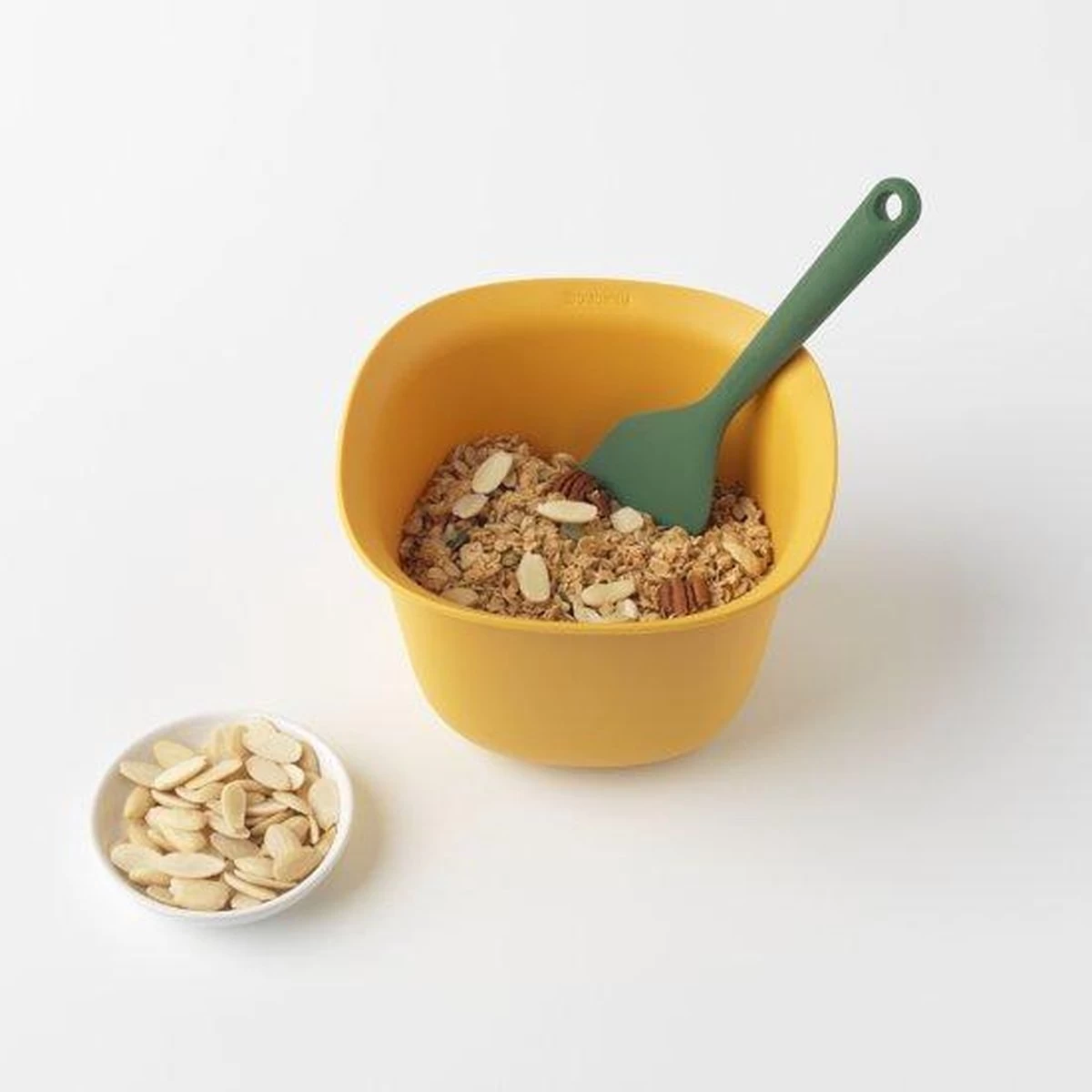 Brabantia Tasty+ Siliconen Spatel Plus Schraper - Fir Green 5 Brabantia Tasty+ Siliconen Spatel Plus Schraper - Fir Green - Afbeelding 3