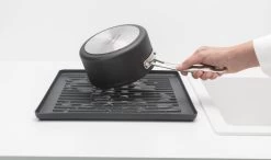 Brabantia SinkSide Afdruiprek - Inklapbaar - Compact - Dark Grey 22 Brabantia SinkSide Afdruiprek - Inklapbaar - Compact - Dark Grey -Brabantia 1200x708 1