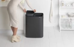 Brabantia Bo Touch Bin Prullenbak - 2 X 30 L - Matt Black 30 Brabantia Bo Touch Bin Prullenbak - 2 X 30 L - Matt Black -Brabantia 1200x766 16