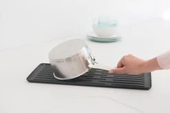 Brabantia SinkSide Afdruiprek Compact - Dark Grey -Brabantia 1200x799 107