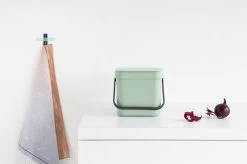 Brabantia Sort & Go Aanrecht Afvalbakje - 3 L - Jade Green 18 Brabantia Sort & Go Aanrecht Afvalbakje - 3 L - Jade Green -Brabantia 1200x799 27