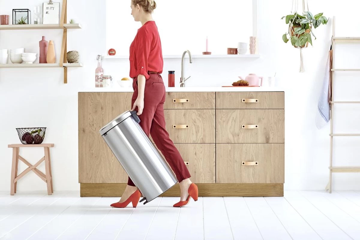 Brabantia NewIcon Prullenbak - 30 L - Matt Steel 7 Brabantia NewIcon Prullenbak - 30 L - Matt Steel - Afbeelding 5