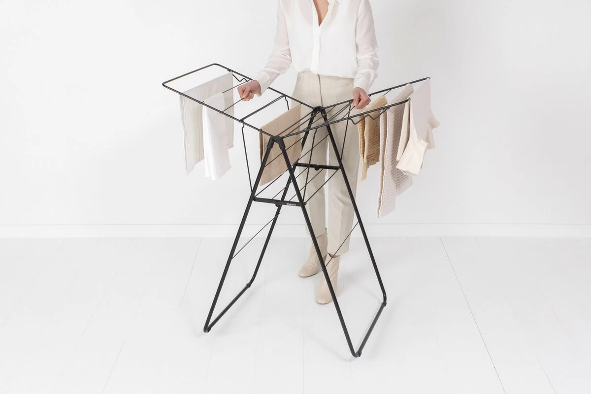 Brabantia HangOn Droogrek Inklapbaar - 15 Meter - Matt Black 14 Brabantia HangOn Droogrek Inklapbaar - 15 Meter - Matt Black - Afbeelding 12