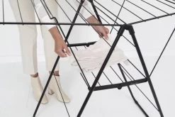 Brabantia HangOn Droogrek Inklapbaar - 25 Meter - Met Wasknijpertasje - Matt Black 29 Brabantia HangOn Droogrek Inklapbaar - 25 Meter - Met Wasknijpertasje - Matt Black -Brabantia 1200x800 113