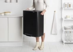 Brabantia Bo Prullenbak - 60 L - Met 80 Vuilniszakken - Matt Black 34 Brabantia Bo Prullenbak - 60 L - Met 80 Vuilniszakken - Matt Black -Brabantia 1200x857 1