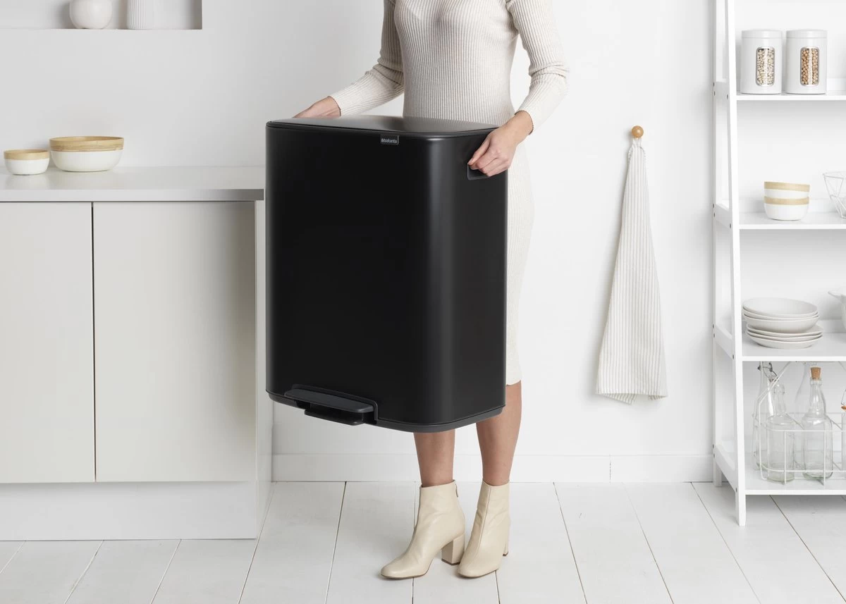 Brabantia Bo Prullenbak - 60 L - Met 80 Vuilniszakken - Matt Black 17 Brabantia Bo Prullenbak - 60 L - Met 80 Vuilniszakken - Matt Black - Afbeelding 15