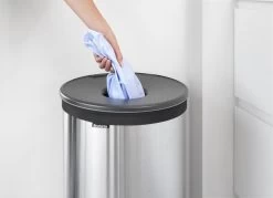 Brabantia Wasmand - 60 L - Matt Steel Met Kunststof Deksel 36 Brabantia Wasmand - 60 L - Matt Steel Met Kunststof Deksel -Brabantia 1200x871