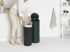 Brabantia Touch Bin Prullenbak - 30 L - Pine Green -Brabantia 1200x899 6