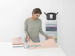 Brabantia Strijkplank B - Met Strijkerhouder - 124x38 Cm - Morning Breeze -Brabantia 1200x900 147