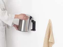 Brabantia NewIcon Wandprullenbak - 3 L - Matt Steel 24 Brabantia NewIcon Wandprullenbak - 3 L - Matt Steel -Brabantia 1200x900 39