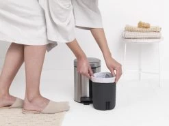 Brabantia NewIcon Prullenbak - 3 L - Matt Steel Fingerprint Proof 29 Brabantia NewIcon Prullenbak - 3 L - Matt Steel Fingerprint Proof -Brabantia 1200x900 56