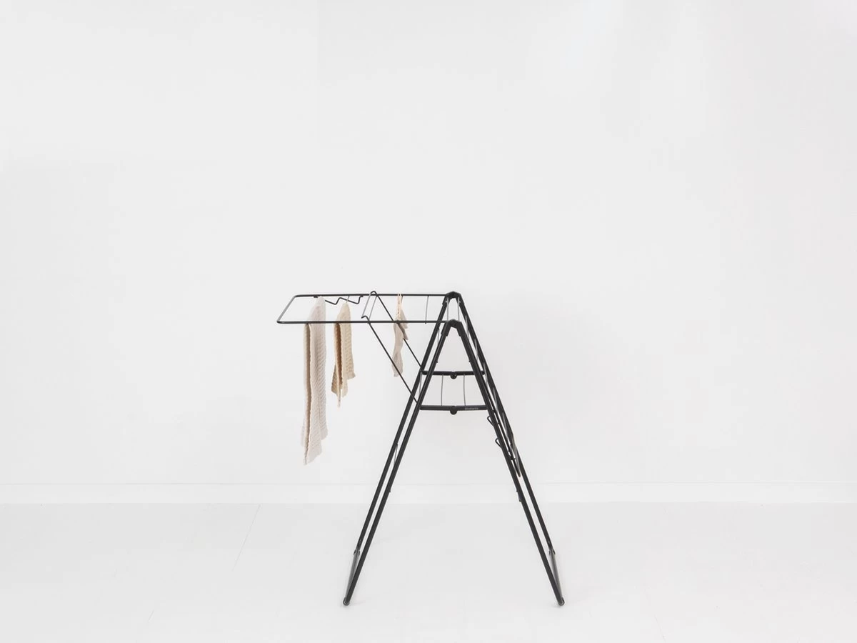 Brabantia HangOn Droogrek Inklapbaar - 15 Meter - Matt Black 12 Brabantia HangOn Droogrek Inklapbaar - 15 Meter - Matt Black - Afbeelding 10