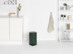 Brabantia NewIcon Prullenbak - 12 L - Pine Green -Brabantia 1200x901 5