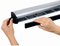 Brabantia Roldrooglijn - Uittrekbaar Tot 4,4 M - 22 M - Matt Steel 19 Brabantia Roldrooglijn - Uittrekbaar Tot 4,4 M - 22 M - Matt Steel -Brabantia 1200x940 2