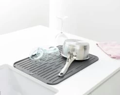 Brabantia Siliconen Afdruipmat Dark Grey -Brabantia 3186befb3fd6a90f99c3896f60fda652