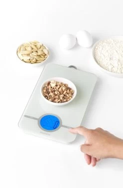 Brabantia Tasty+ Keukenweegschaal Digitaal - Op Batterijen - Light Grey -Brabantia 788x1200