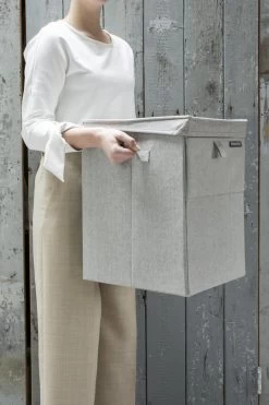 Brabantia Wasmand Met Deksel - Stapelbaar - 35 L - Grey 29 Brabantia Wasmand Met Deksel - Stapelbaar - 35 L - Grey -Brabantia 799x1200 124