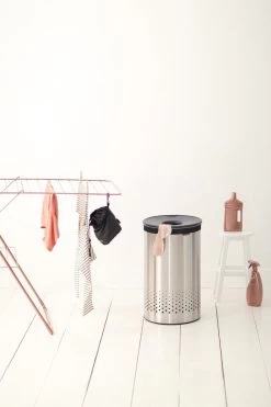 Brabantia Wasmand - 60 L - Matt Steel Met Kunststof Deksel 34 Brabantia Wasmand - 60 L - Matt Steel Met Kunststof Deksel -Brabantia 799x1200 131