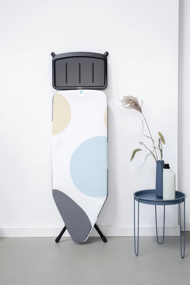 Brabantia Perfect Flow Strijkplank C - Met Stoomunithouder - 124 X 45 Cm - Spring Bubbles 8 Brabantia Perfect Flow Strijkplank C - Met Stoomunithouder - 124 X 45 Cm - Spring Bubbles - Afbeelding 6