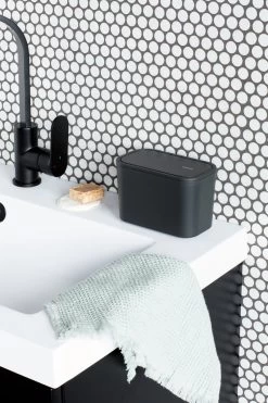 Brabantia MindSet Badkamer Afvalbakje - Dark Grey -Brabantia 800x1200 4