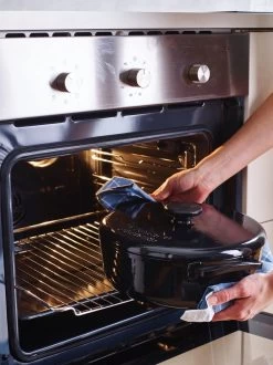 Brabantia The Dutch Braadpan - Matt Black - 28 Cm - Gietijzer 13 Brabantia The Dutch Braadpan - Matt Black - 28 Cm - Gietijzer -Brabantia 899x1200