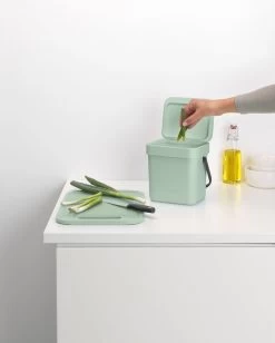 Brabantia Sort & Go Aanrecht Afvalbakje - 3 L - Jade Green 17 Brabantia Sort & Go Aanrecht Afvalbakje - 3 L - Jade Green -Brabantia 962x1200 2