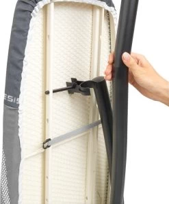 Brabantia Strijkplank D Met Hittebestendige Parkeerplaats - Met Linnenrek - 135 X 45 Cm - Spring Bubbles -Brabantia 992x1200 1