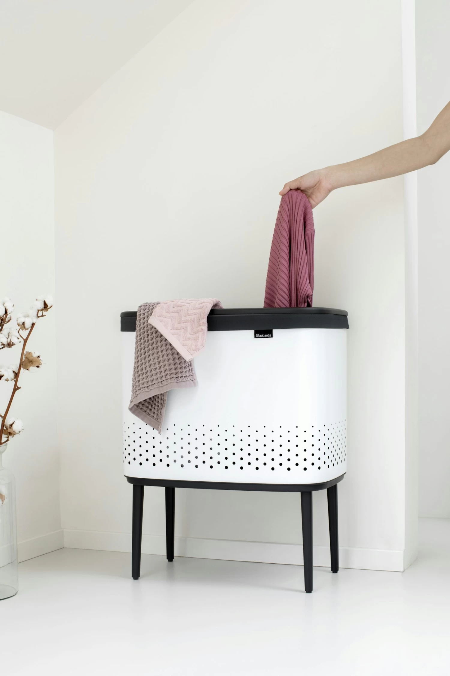 Brabantia Bo Wasbox 60 Liter Wit 6 Brabantia Bo Wasbox 60 Liter Wit - Afbeelding 4