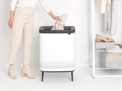 Brabantia Bo Wasbox Hi 2 X 45 Liter - Wit -Brabantia Bo Laundry Bin Hi 2 x 45L Plastic Lid White 8710755200540 Brabantia 96dpi 1000x750px 7 NR 22130