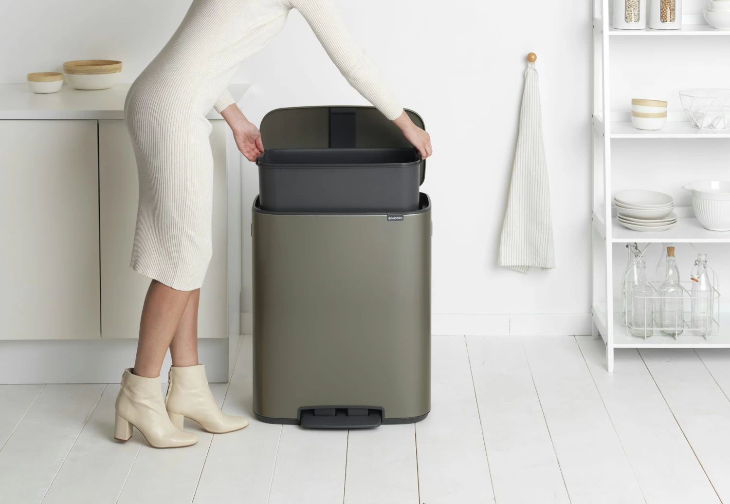 Brabantia Bo Pedaalemmer 60 Liter Platinum 9 Brabantia Bo Pedaalemmer 60 Liter Platinum - Afbeelding 7