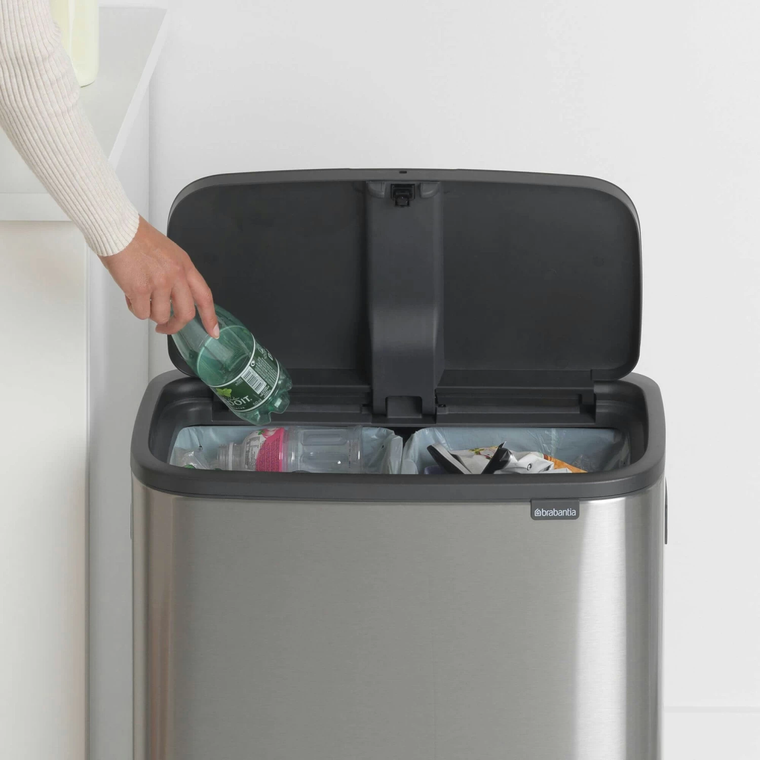 Brabantia Bo Touch Bin 2x30 Liter Matt Steel Fingerprint Proof 7 Brabantia Bo Touch Bin 2x30 Liter Matt Steel Fingerprint Proof - Afbeelding 5