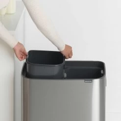 Brabantia Bo Touch Bin 2x30 Liter Matt Steel Fingerprint Proof 19 Brabantia Bo Touch Bin 2x30 Liter Matt Steel Fingerprint Proof -Brabantia Bo Touch Bin 2 x 30L Matt Steel Fingerprint Proof 8710755221422 Brabantia 300dpi 2401x2401px 6 NR 14413
