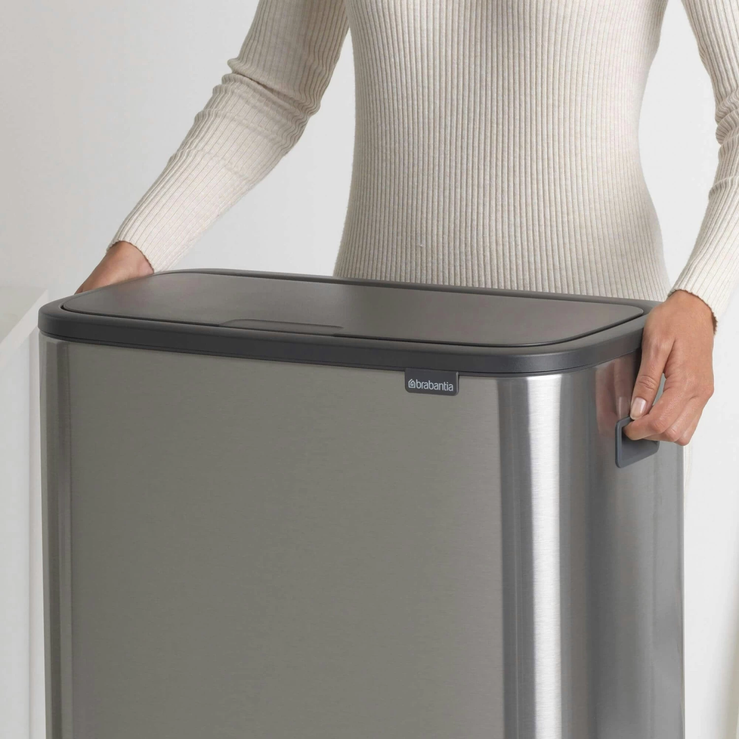 Brabantia Bo Touch Bin 2x30 Liter Matt Steel Fingerprint Proof 16 Brabantia Bo Touch Bin 2x30 Liter Matt Steel Fingerprint Proof - Afbeelding 14