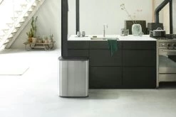 Brabantia Bo Touch Bin 2x30 Liter Matt Steel Fingerprint Proof 27 Brabantia Bo Touch Bin 2x30 Liter Matt Steel Fingerprint Proof -Brabantia Bo Touch Bin 2 x 30L Matt Steel Fingerprint Proof 8710755221422 Brabantia 300dpi 5760x3840px 6 NR 14562