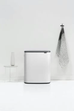 Brabantia Bo Touch Bin 2x30 Liter Wit -Brabantia Bo Touch Bin 2 x 30L White 8710755221408 Brabantia 300dpi 3840x5760px 6 NR 14557