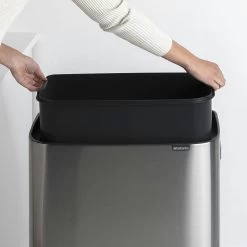 Brabantia Bo Touch Bin Hi 60 Liter Matt Steel Fingerprintproof -Brabantia Bo Touch Bin Hi 60L Matt Steel Fingerprint Proof 8710755130267 Brabantia 300dpi 1590x1590px 6 NR 14863