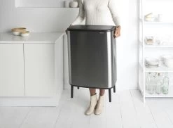 Brabantia Bo Touch Bin Hi 60 Liter Matt Steel Fingerprintproof -Brabantia Bo Touch Bin Hi 60L Matt Steel Fingerprint Proof 8710755130267 Brabantia 300dpi 5448x4014px 6 NR 14868