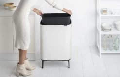 Brabantia Bo Touch Bin Hi 60 Liter White -Brabantia Bo Touch Bin Hi 60L White 8710755130205 Brabantia 300dpi 6470x4177px 6 NR 14825