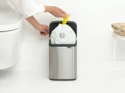 Brabantia Bo Touch Bin 4 Liter Met Kunststof Binnenemmer Matt Steel Fpp 17 Brabantia Bo Touch Bin 4 Liter Met Kunststof Binnenemmer Matt Steel Fpp -Brabantia Bo Waste Bin 4L Matt Steel Fingerprint Proof 8710755222849 Brabantia 300dpi 3912x2934px 6 NR 30325