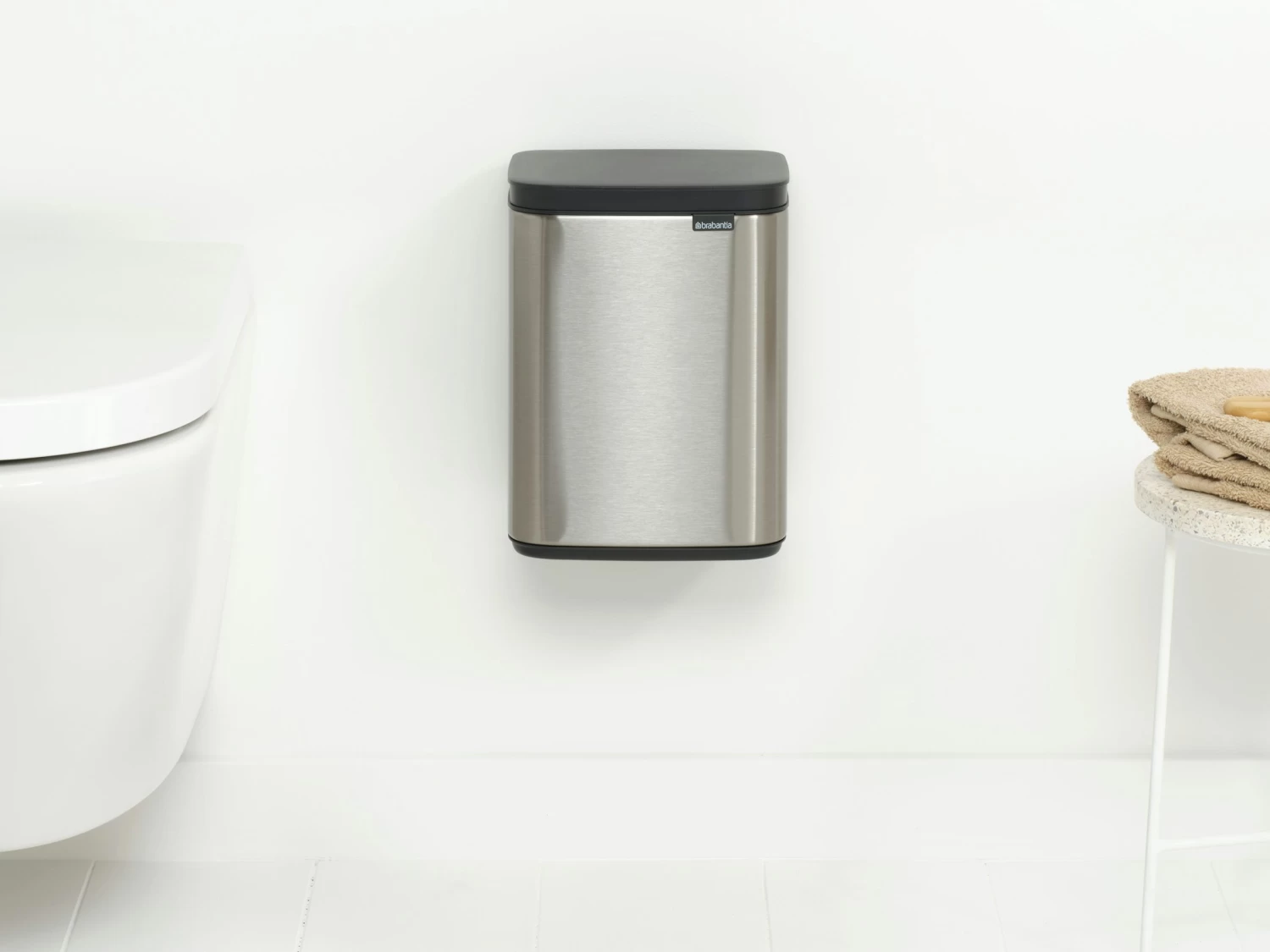 Brabantia Bo Touch Bin 4 Liter Met Kunststof Binnenemmer Matt Steel Fpp 4 Brabantia Bo Touch Bin 4 Liter Met Kunststof Binnenemmer Matt Steel Fpp - Afbeelding 2
