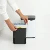Brabantia Bo Touch Bin 4 Liter Met Kunststof Binnenemmer White -Brabantia Bo Waste Bin 4L White 8710755222344 Brabantia 300dpi 3912x2934px 6 NR 30761